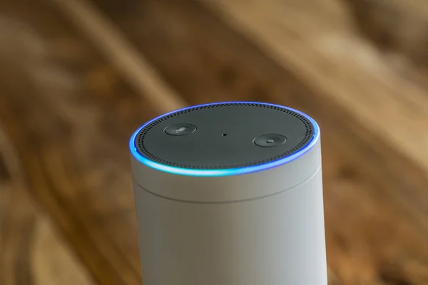 Amazon Echo Plus, the voice recognition streaming device from Amazon — Stock Photo, Image