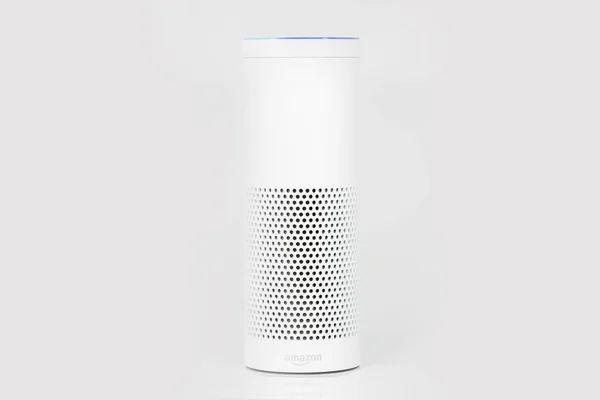 Amazon Echo Plus, the voice recognition streaming device from Amazon — Stock Photo, Image