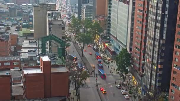 Bogota verkeer time-lapse pannen neer — Stockvideo
