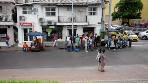 Cena de rua em Cartagena — Vídeo de Stock