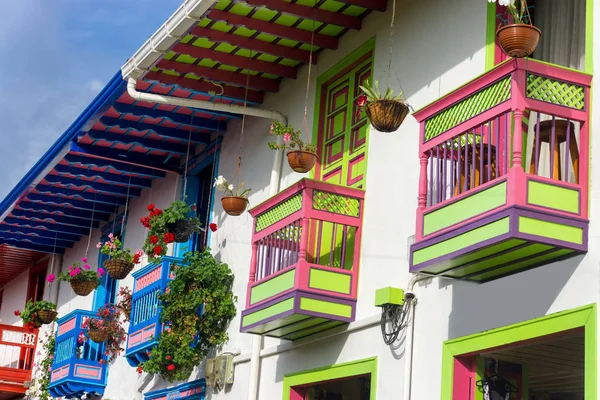 Coloridos Balcones en Salento —  Fotos de Stock