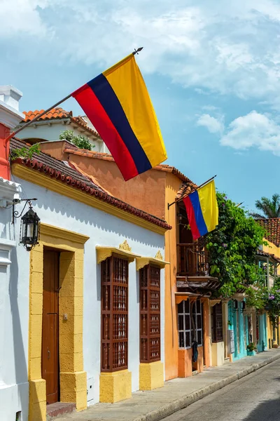 Kolumbianische Flaggen in Cartagena — Stockfoto