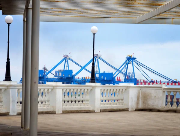 Industrial Port in Valparaiso — Stock Photo, Image