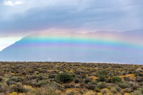 Arc-en-ciel à l'extérieur du parc national Zion — Photo