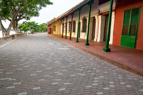 Zabytkowa ulica Colonial w Mompox — Zdjęcie stockowe