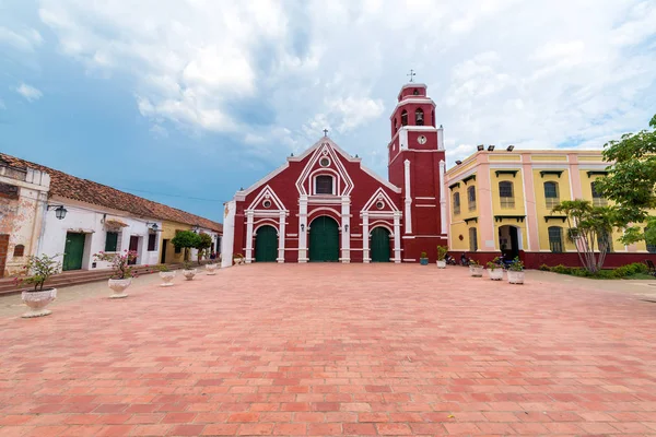 San Francisco Kirche in Mompox, Kolumbien — Stockfoto