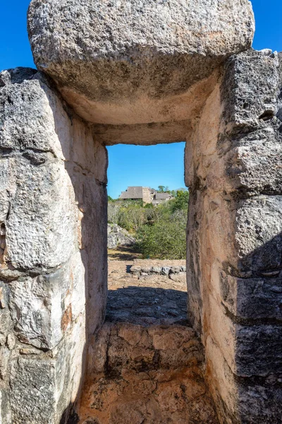 Каменная арка в Эк-Баламе — стоковое фото