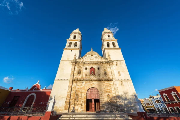Catedral em Campeche — Fotografia de Stock