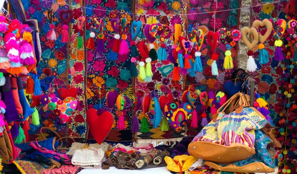 Lembranças coloridas em Oaxaca — Fotografia de Stock