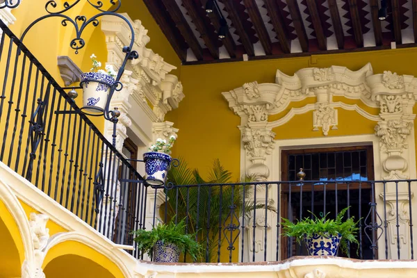 Maison coloniale à Puebla — Photo