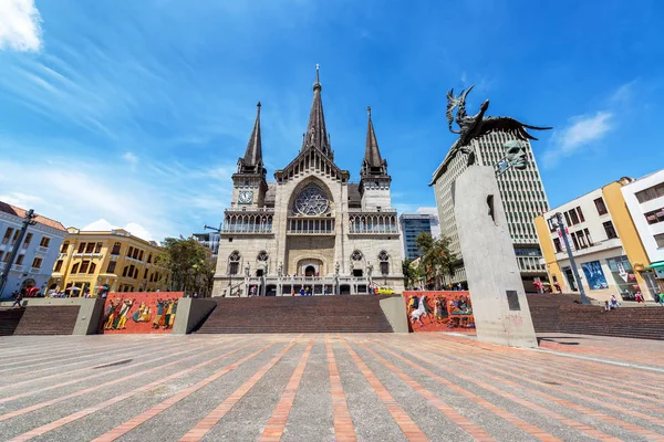 Plaza de Bolivar v Manizales, Kolumbie — Stock fotografie