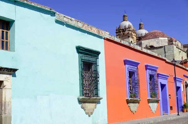 Iglesia y Arquitectura Colonial — Foto de Stock