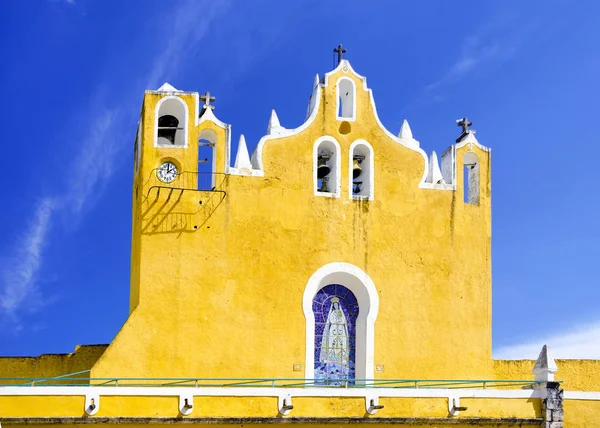 Turm des convento de san antonio de padua — Stockfoto