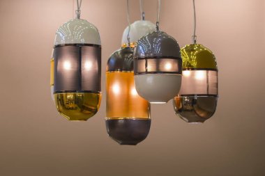 metal, moda tasarım, renkli handeliers, kolye lamba, izole