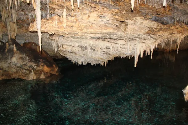 Cuevas de cristal de las Bermudas — Foto de Stock