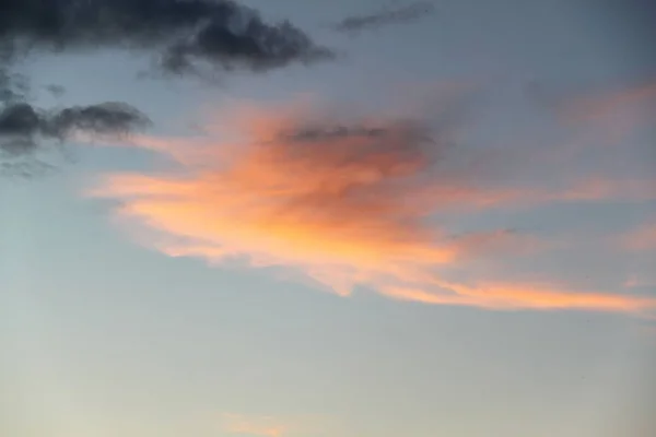 Güzel Manzara Üzerinde Yaz Gökyüzü Bulutlu Sveç — Stok fotoğraf