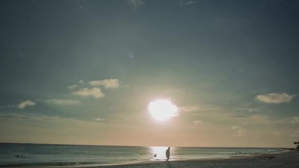 Pôr Sol Incrível Eagle Beach Ilha Aruba Caraíbas Bela Natureza — Vídeo de Stock