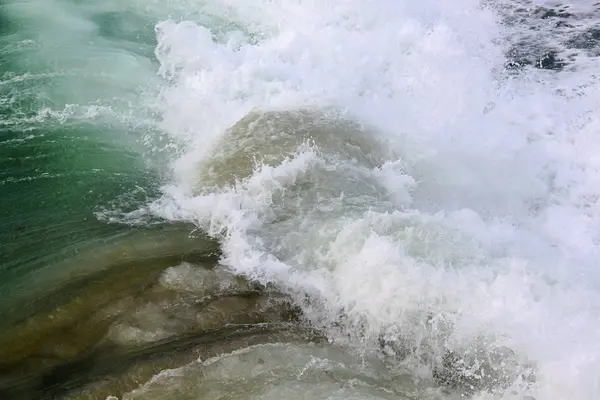 Água Verde Oceano Pacífico Ondas Tempestade Bela Natureza Fundos — Fotografia de Stock