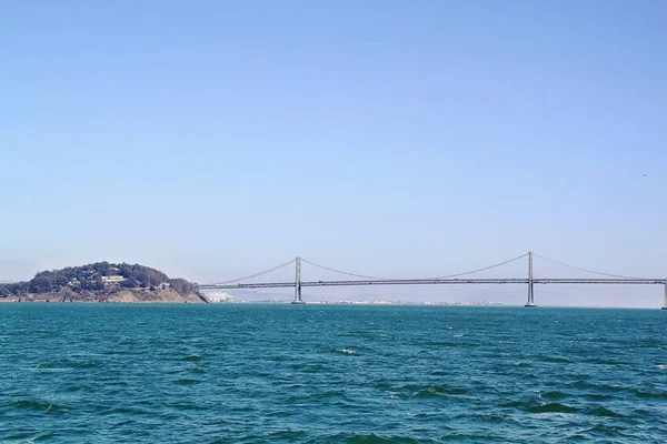 Wunderschöne Goldene Torbrücke Auf Blauem Himmel Hintergrund San Francisco Kalifornien — Stockfoto