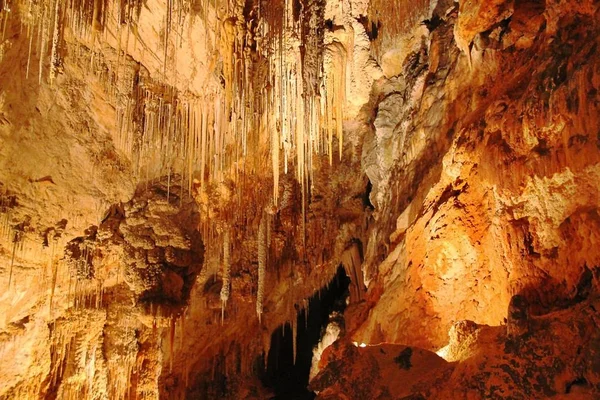 Crystal Caves Bermuda Incredible Formations White Stalactites Covered Crystallized Soda — Stock Photo, Image