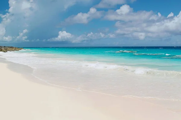 Bermuda Türkiz Víz Atlanti Óceánra Fantasztikus Kilátás Strandon Gyönyörű Háttér — Stock Fotó