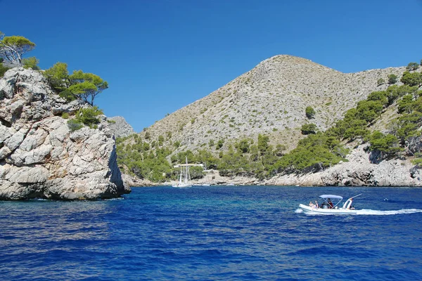 Ισπανία Καταπληκτικό Πέτρινο Τοπίο Και Γαλάζια Νερά Της Μεσογείου Πανέμορφο — Φωτογραφία Αρχείου