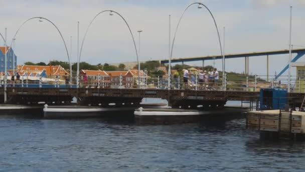 Bela Vista Sobre Pontão Queen Emma Bridge Através Anna Bay — Vídeo de Stock