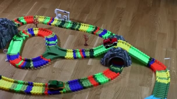 Piękny Widok Kolorowy Tor Wyścigowy Zestaw Zabawek Samochodowych Koncepcja Dzieci — Wideo stockowe