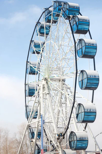 Ferris Wheel Blue Winter Sky — Stock Photo, Image