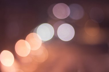 gece ışık bokeh. siyah arka plan üzerine ışık daire bokeh
