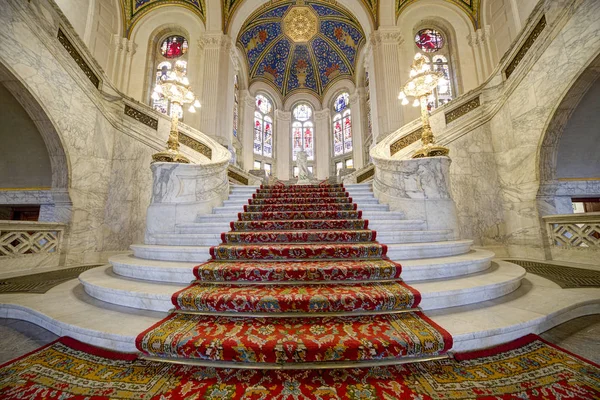 Escadas do Salão Principal do Palácio da Paz , — Fotografia de Stock