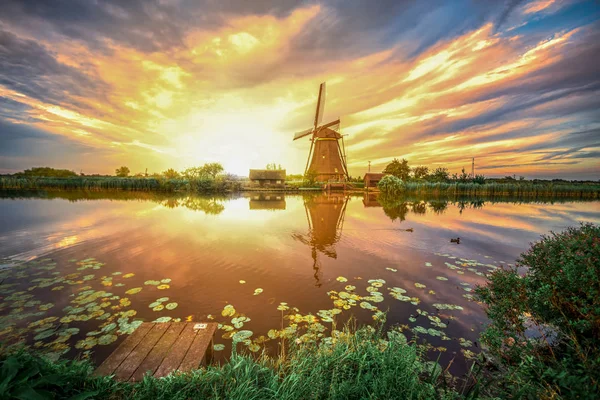 Mulino eolico Kinderdijk — Foto Stock