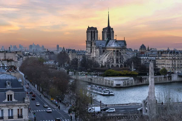 Notre de Paris — Zdjęcie stockowe