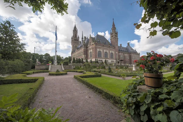 Peace Palace building