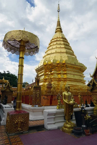 Wat Phra bu DOI Suthep tapınak Tayland Chiang Mai Buda