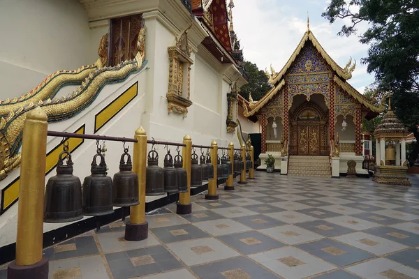 Храм Дои Сутеп в Таиланде Чиангмай Будда — стоковое фото