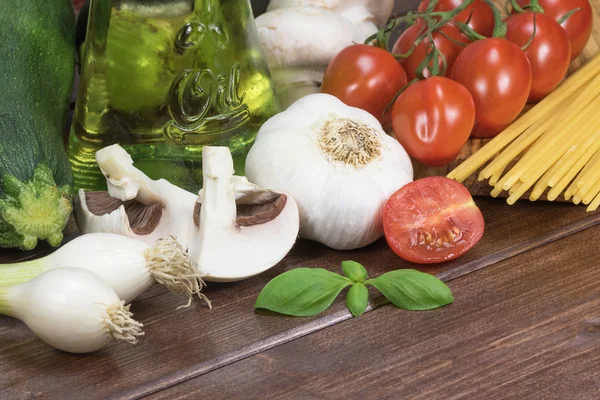 Los ingredientes de la cocina italiana —  Fotos de Stock