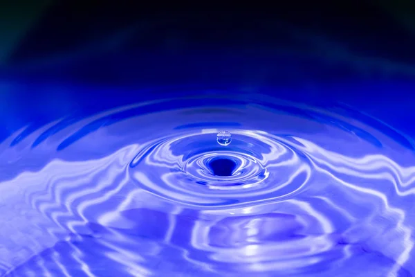 Air drop abstrak biru — Stok Foto