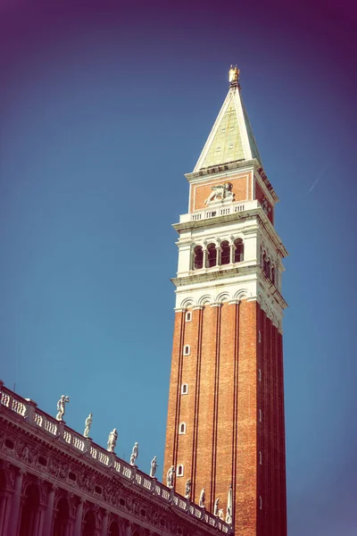 Campanile en Venecia — Stockfoto