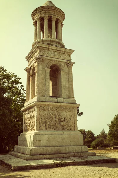 The Mausoleum of the Julii at Glanum — Stock Photo, Image