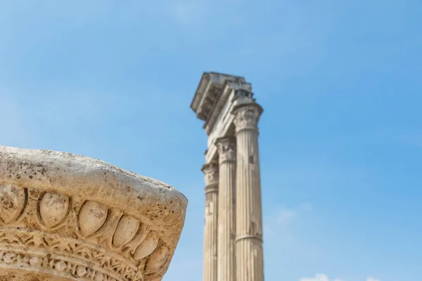 Ruínas Pilar Três Colunas Icônicas Fórum Romanum Roma Itália Foto — Fotografia de Stock