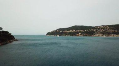 Hava görüntüsü. Körfez lüks yatlarında yat yarışı Fransa 'da..