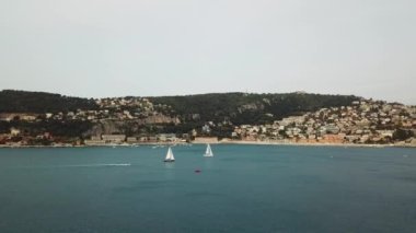 Hava görüntüsü. Körfez lüks yatlarında yat yarışı Fransa 'da..