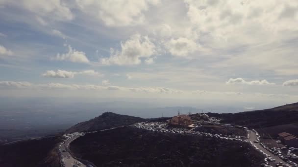 Zbytek bočního kráteru Etny. Sicílie, Itálie. — Stock video