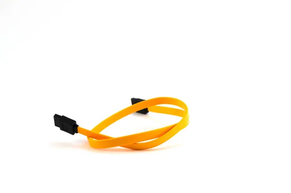 Ein Computerkabel Zum Anschluss Elektronischer Geräte Von Leuchtend Gelber Farbe — Stockfoto