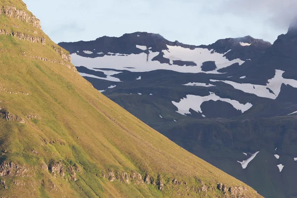 Kirkjufell, snaefellsnes Halbinsel — Stockfoto