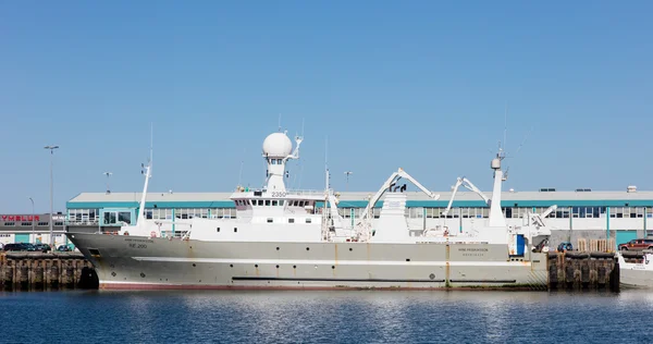 Reykjavik, Island - 2. August 2016; Fischerboot im Hafen — Stockfoto