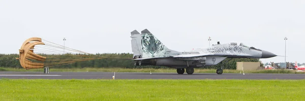 吕、 荷兰-2016 年 6 月 10 日︰ 斯洛伐克空军 Mi — 图库照片