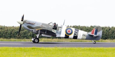 Leeuwarden, Hollanda - 10 Haziran 2016: Vintage Spitfire 