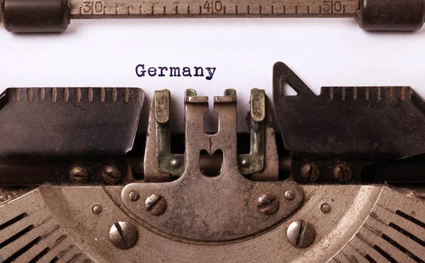 Starý psací stroj - Německo — Stock fotografie
